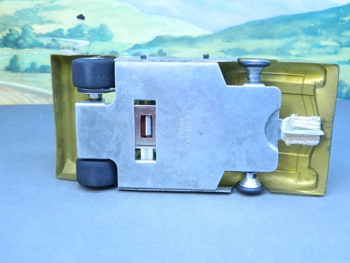 1/24 Slot Car Parma WhisperJet 1970 CHEVROLET CAMARO (GOLD) Belt-Drive - Picture 4 of 4