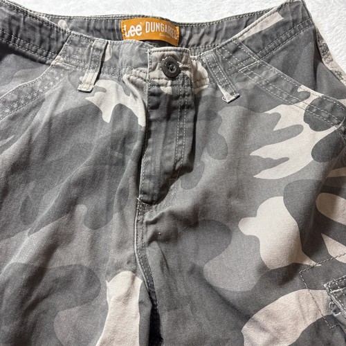 Lee Dungarees Boys Camouflage Cargo Shorts. Size 14 - Picture 2 of 9