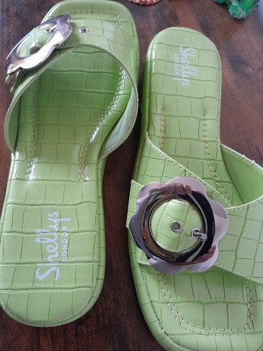 Shelly's London Green Thai Croc Sandals Brand New Fashionable Shoes UK 7 EU 40 - Picture 2 of 12