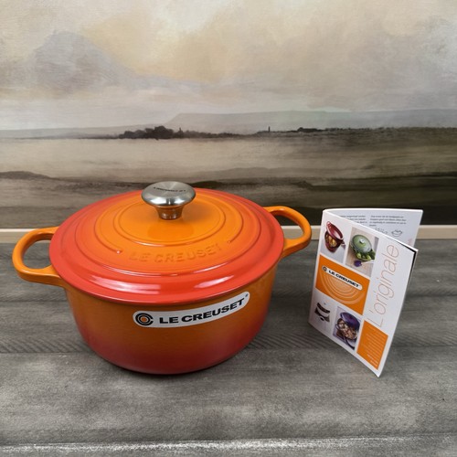 Le Creuset Enameled Cast Iron Signature Round Dutch Oven 4 1/2 qt. Flame Scuffed - Picture 1 of 23