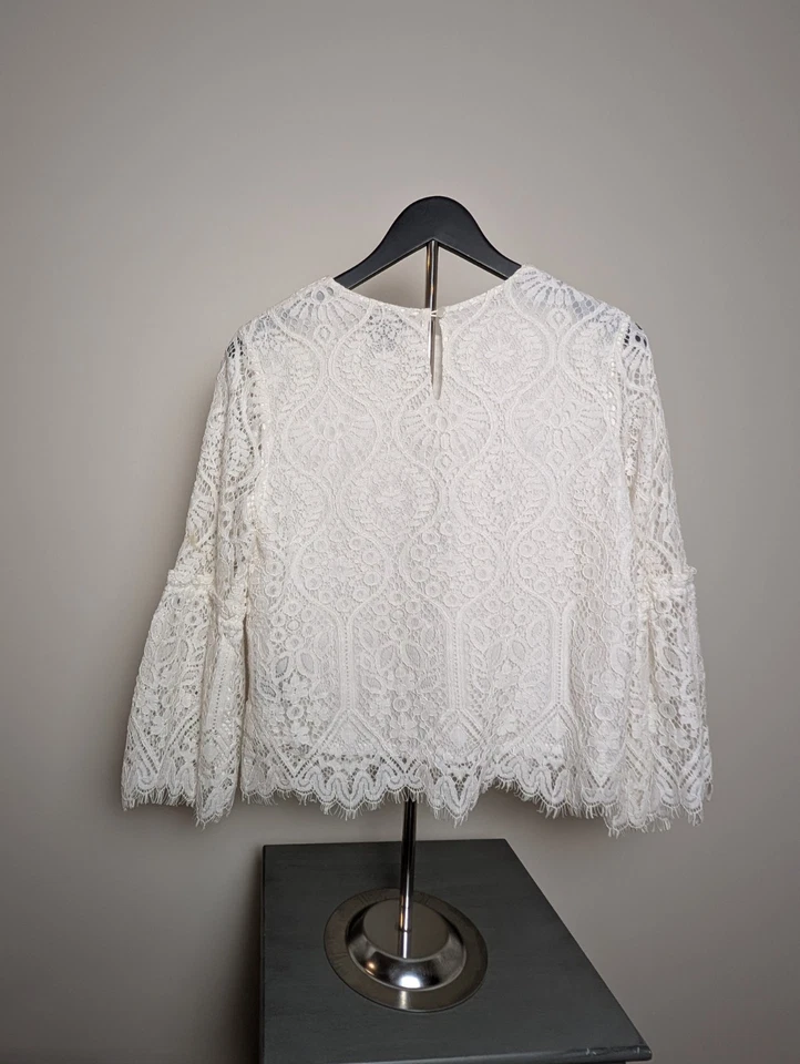 Top Worthington de encaje manga campana para mujer talla pequeña marfil femenino delicado casa de campo Foto 4 de 4