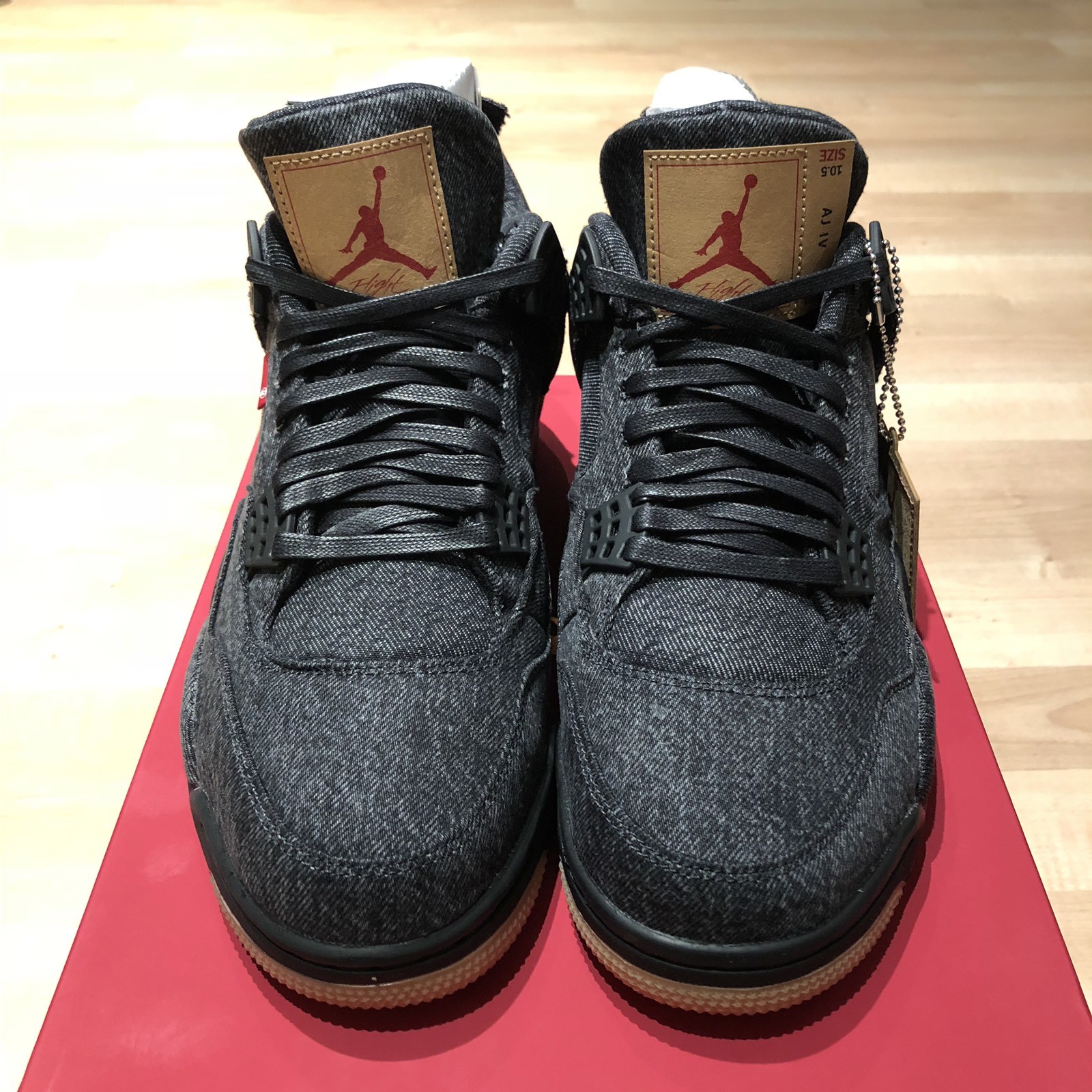 Nike Air Jordan 4 X LEVI'S Retro NRG Raro Negro Denim Raro NRG Nuevo nos 10.5 DS 96958a Nike Air Jordan 4 X LEVI'S Retro NRG Raro Negro Denim Raro NRG Nuevo nos 10.5 DS 96958a