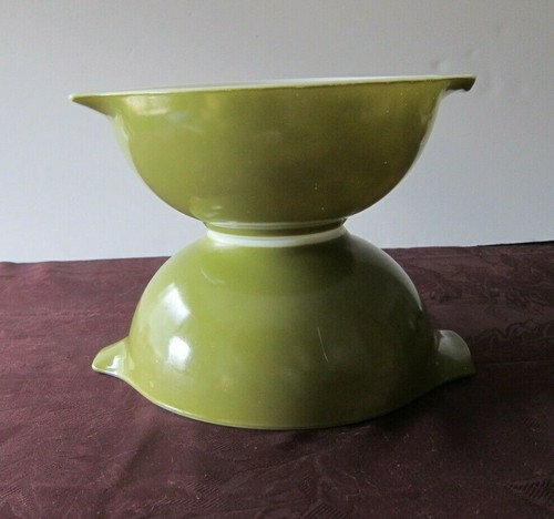 Dos (2) cuencos mezcladores PYREX #443 verde aguacate Cenicienta 21/2 cuartos  - Imagen 1 de 9