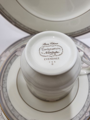 Noritake Ivory Bone China Evendale 755 Serving For Four 20pc Dinnerware Set RARE - Picture 9 of 17