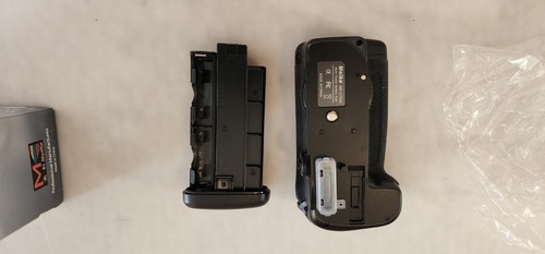 Battery Grip Meike MK-D7000 for Nikon D7000 Battery Adapter - Picture 10 of 14