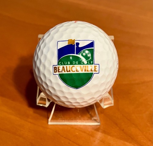 Club de Golf de Beauceville (Quebec Canada) Vintage Older Logo Golf Ball