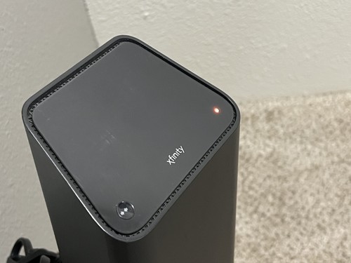 Xfinity XB6-A Wifi Router & Modem 115V Electric w/ Power & Coax Black - UNTESTED - Afbeelding 5 van 6
