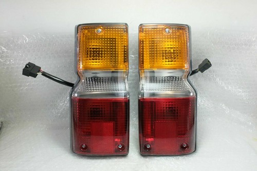 PAIR DAIHATSU ROCKY FEROZA BLIZZARD REAR TURN SIGNAL LAMP TAIL LIGHT SET RH/LH - Picture 1 of 3