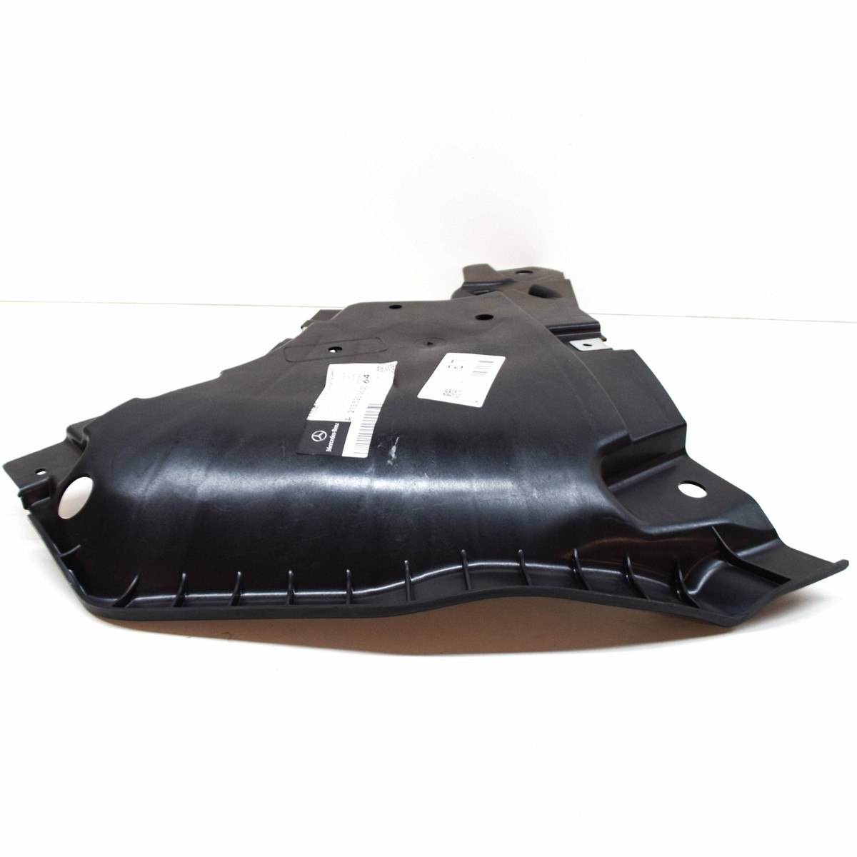 NEW MB E W213 FRONT LEFT ENGINE COMPARTMENT BOTTOM COVER