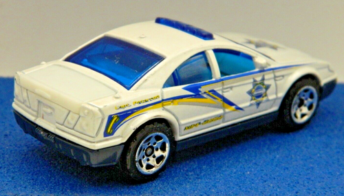 Matchbox - Lot of 4 POLICE VEHICLES - Near MINT Loose - See ALL Pics - 1/64 - - Picture 14 of 19
