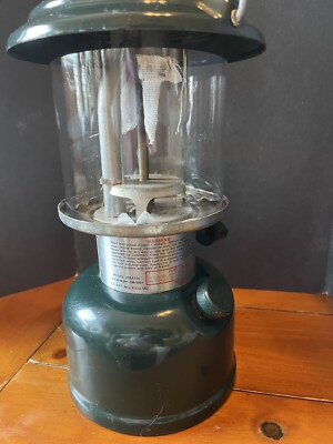 ライト・ランタン Coleman Two Mantle Lantern Coleman Portable Light Camp Lamp: Two-Mantle Propane Lantern