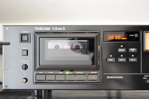 TASCAM 112Mk II Cassettiera High-end Tre Motori Manutenziata Funziona Bene F/S - Foto 2 di 5
