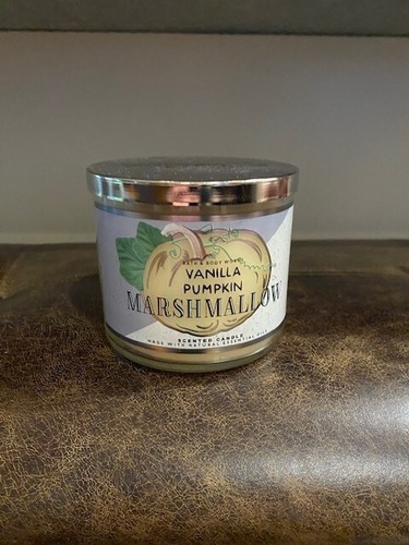 VANILLA PUMPKIN MARSHMALLOW- Bath & Body Works 3 Wick Scented Candle 14.5oz