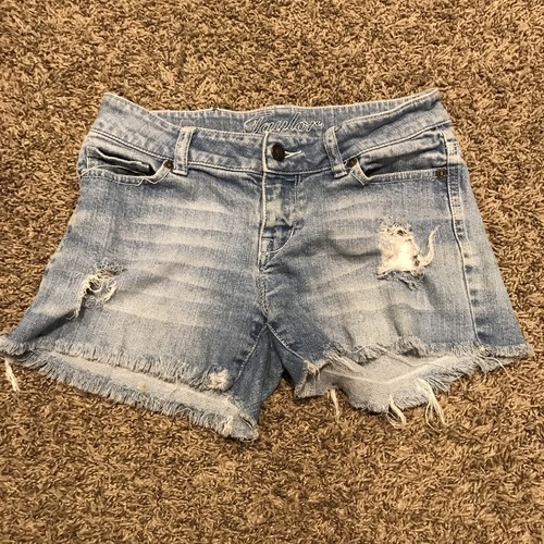 delias taylor womens size 3/4 cut off jean shorts cotton blend a30