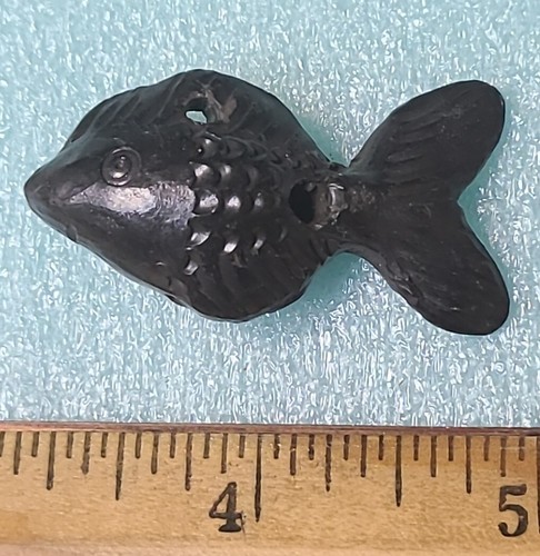 Vintage Pre Columbian BLACK CLAY Fish whistle flute 3.5x4x3 folk art Peru? - Picture 2 of 5