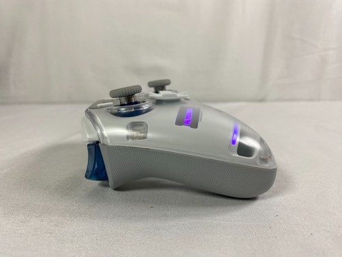Flydigi Apex 4 Elite Gray White Interactive Screen Android Gaming Controller - Picture 8 of 12