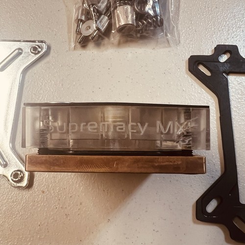 EK Supremacy MX Waterblock with Hardware - 第 2/11 張圖片