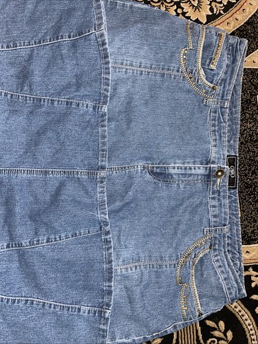 Cato Woman Skirt 22W Blue Denim A-Line Studs Casual Has Bleached Spot. See Pics - Picture 5 of 7