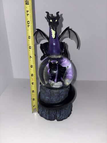 DISNEY VILLAINS MALEFICENT/DRACHE MUSIKALISCHE SCHNEEKUGEL DISNEY STORE EXKLUSIV - Bild 9 von 11