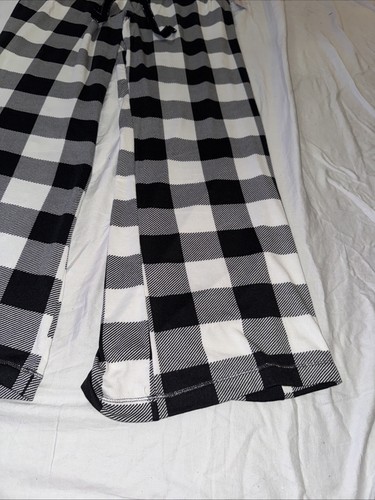 Joyspun Women’s Black & White Checkered Pajama Set Long Sleeve Top Flared Pants - Picture 14 of 18