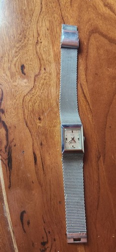 Orologio Vintage Anni 60 Timex Stile Serbatoio Elettrico Bracciale Rete 25mm Art Decò Nuovo Bat - Foto 6 di 14