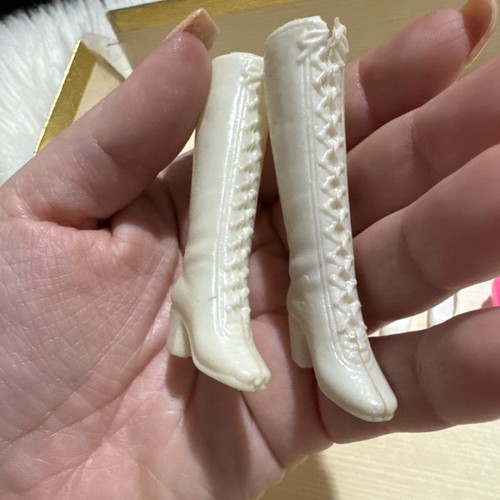Lote De 7 Pares De Colección Muñeca Barbie Zapatos Tacones Planos Tenis Botas Años 80 O 90 - Imagen 9 de 10