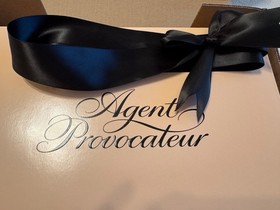 NEW!  - Agent Provocateur - Dorotia nude set, 34B / Size 2 (NWT+Box)