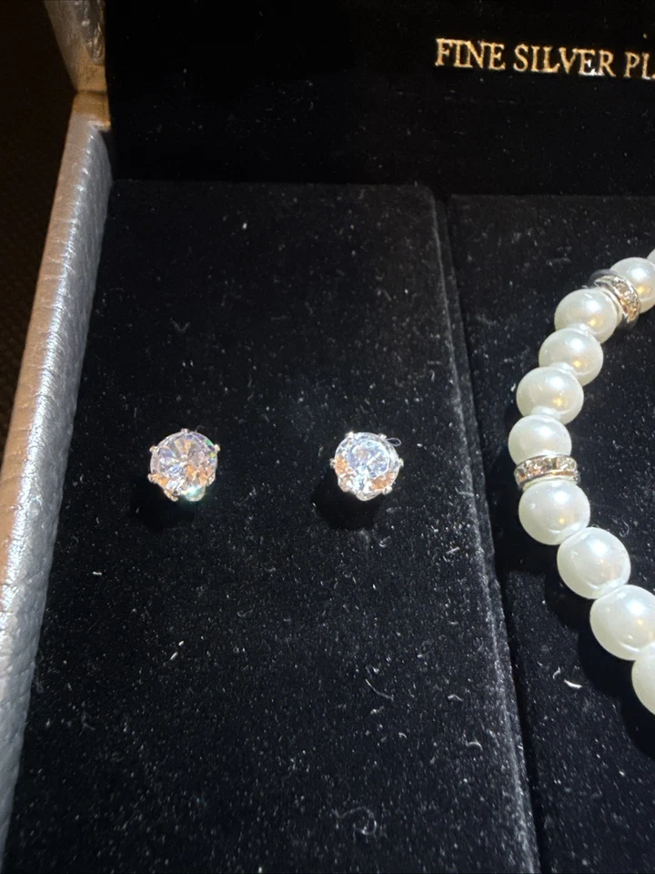 Danecraft Fine Silver Plated Full Set Necklace/Earrings/Bracelet Brand New - Image 2 of 4