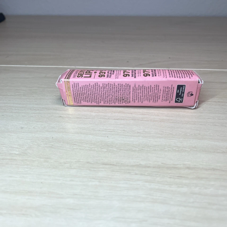 Too Faced Lip Injection Extreme Instant & Long term Plumper Bubble Gum Yum 4.0g - Image 2 of 4