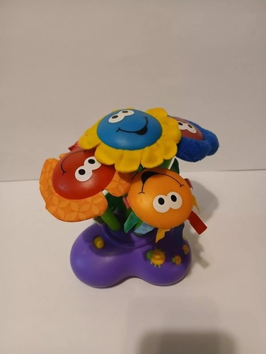 Lamaze Fiori Giardino Bambino Illumina Sviluppo Sensoriale Musicale Giocattolo - Foto 1 di 5
