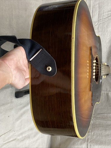 1970 Gibson J-45 ADJ Sunburst Acoustic Guitar With Soft Case - Picture 17 of 20