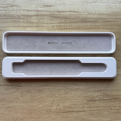 Apple Hermes White Hard Casing For Fauve Barenia Leather Cuff Band - 第 3/8 張圖片