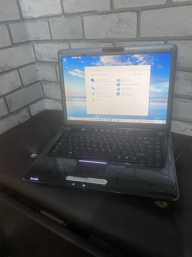 TOSHIBA SATELLITE A300 15.6" LAPTOP CORE 2 DUO WEBCAM 3GB RAM 240GB WIN 10 - Picture 5 of 9