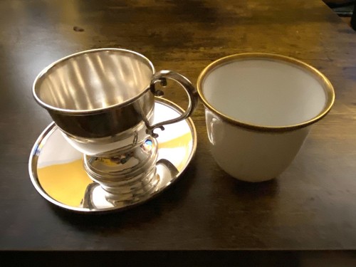 Cartier Sterling Silver Tea Cup& Saucer + Cartier Gift Box. - Bild 16 von 21