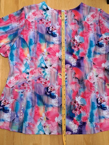 Barco One Women's 3XL Multicolor Floral Nurse Medical Scrub Top NWT - Picture 8 of 10