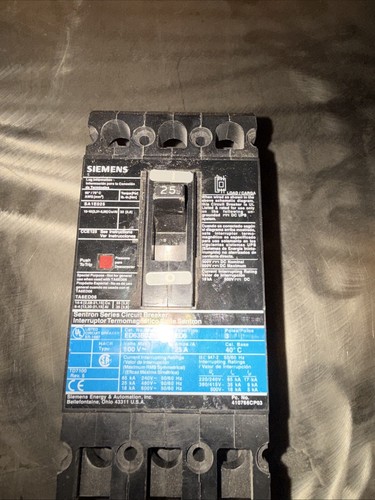 ED63B025 - Siemens ITE  Bolt-On 600V 25A 3 pole circuit breaker 25kA@480V - Picture 1 of 5