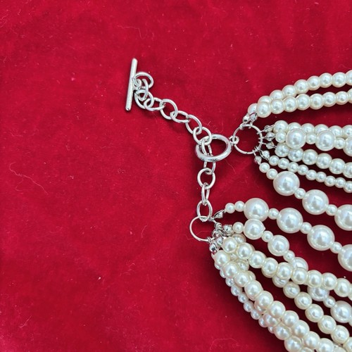 4 Faux Pearl Necklaces. Different Styles. Prom. Party. Statement. - Picture 7 of 10
