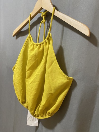 NUEVO CON ETIQUETAS ZARA Mujeres Sin Mangas Halter Cuello Elástico Puños Dobladillo Recortado Top Talla M Amarillo - Imagen 4 de 13
