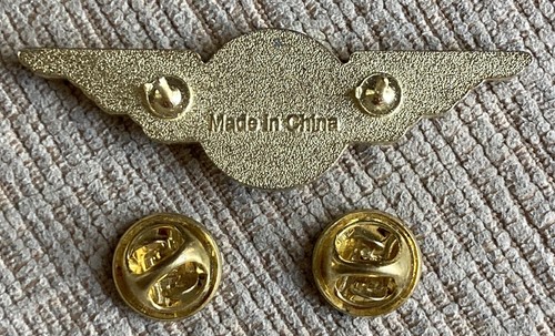 Vintage Alaska Airlines Blue & Gold Wings Pin Eskimo Face Logo Aviation Pinback - Picture 5 of 6