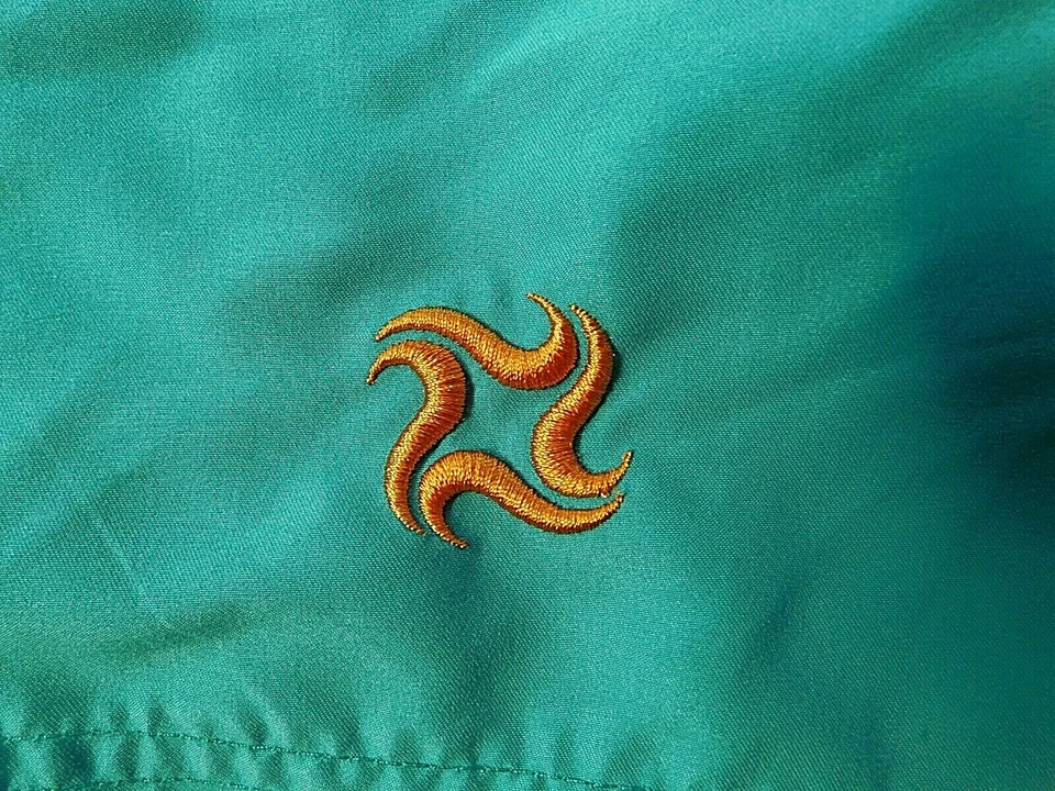 BAÑADOR SHORTS FORRADOS BEACH RAYS PARA HOMBRE GRANDES RAYAS DE SOL POLIÉSTER (C8004) Foto 3 de 4