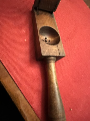Antique Primitive Wooden Garlic Press - Great Patina - Picture 3 of 9