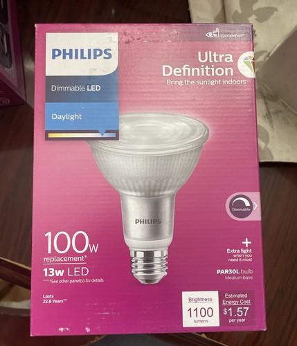 3 x Philips Ultra Definition 100W Equivalent Daylight PAR30L Medium Dimmable LED - Picture 2 of 5