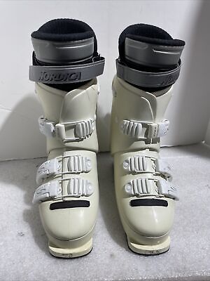 Nordica Syntech F6 25.0 White Shock Absorbing Lasted Ski Nordica Syntech F6 25.0 White Shock Absorbing Lasted Ski