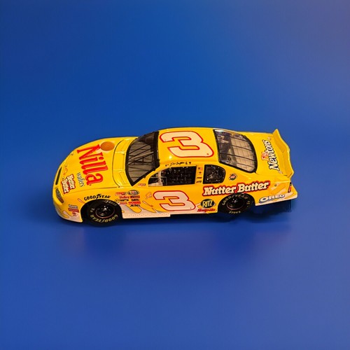 DALE EARNHARDT JR #3 NILLA WAFERS NUTTER BUTTER -2002 MONTE CARLO - Picture 6 of 19