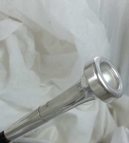 TrumpetConn 4 mouthpiece new silver plate , nice. Vintage . - Picture 4 of 6