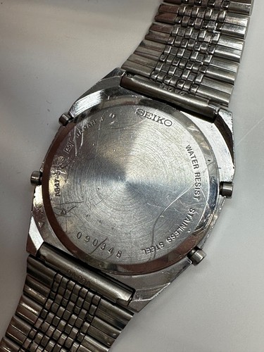 Orologio Vintage Seiko A547-500B Sveglia Digitale Cronografo LCD Funzionante Pulito Ultrasuoni - Foto 7 di 8