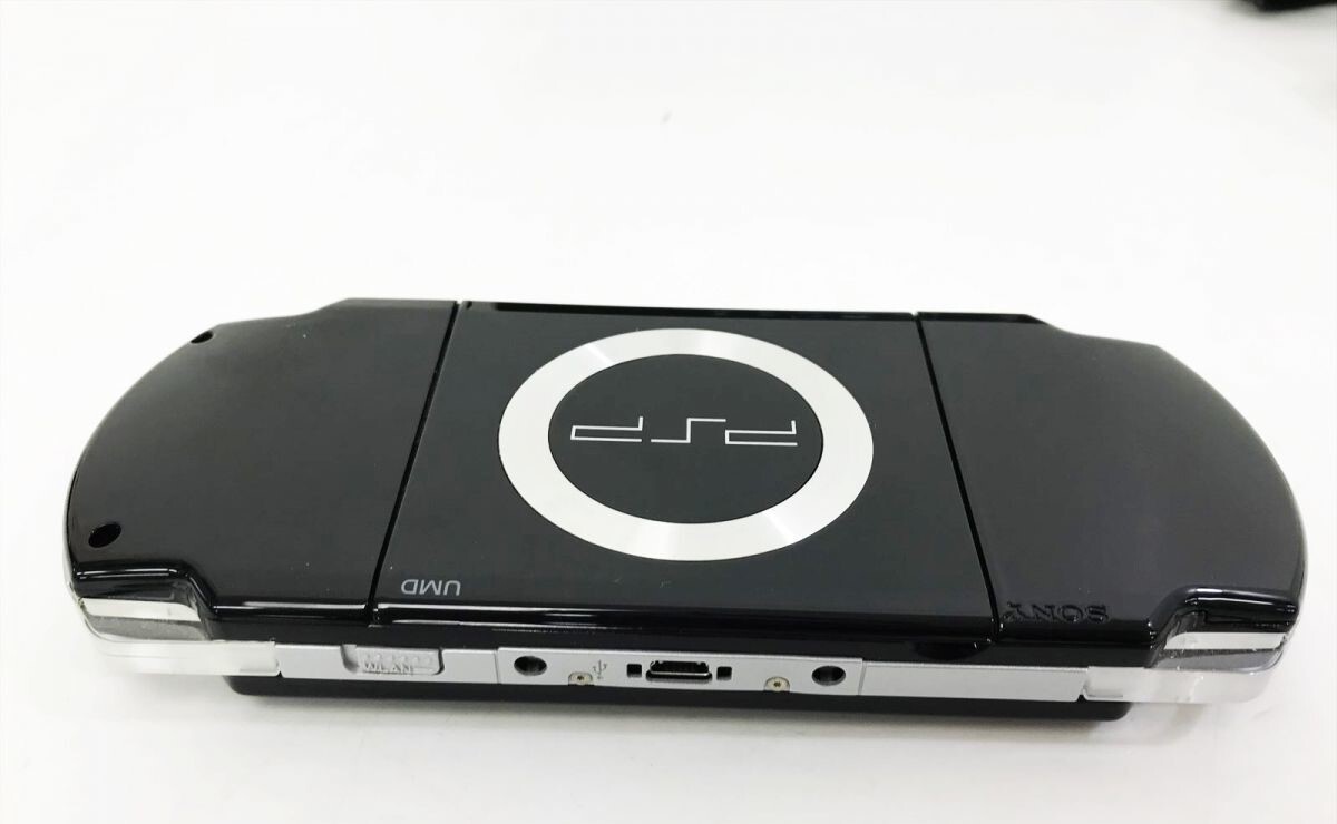 SONY PSP 2000 Piano Black console w/ charger battery Works