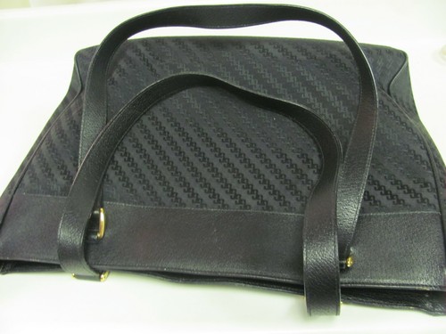 Vintage Gucci GG Canvas & Leather Tote Purse with Gold Hardware - 1990s - Picture 10 of 12