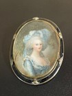 miniature portrait brooch depicting a royal lady in a blue dress Vintage victori — photo 1