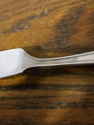 Vintage Wm A Rogers & Son AA Silver Plate Butter Knife - Picture 6 of 6
